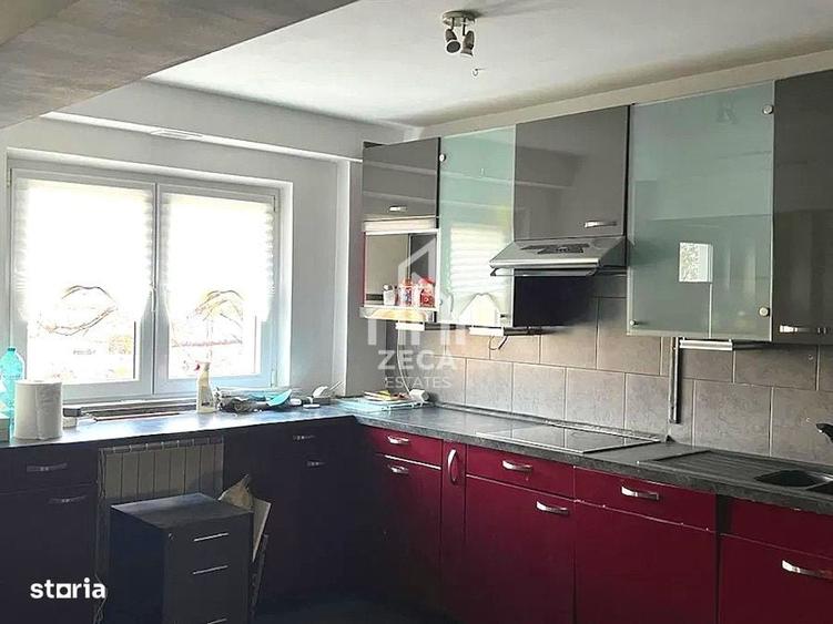 Apartament cu 4 camere semidecomandat în Parcul Carol