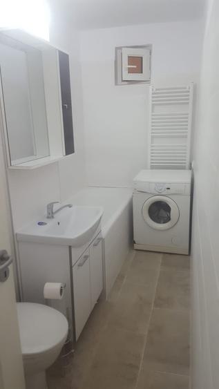 Garsonieră decomandată în Dâmbovița