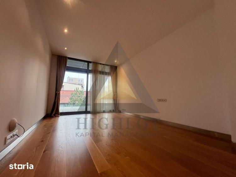 Apartament cu 4 camere în Aviatorilor