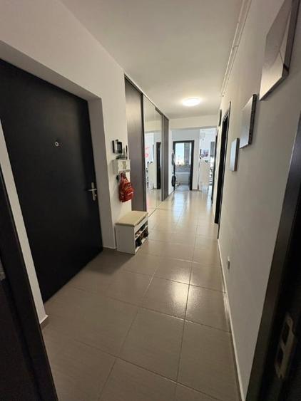 Apartament cu 3 camere decomandat, mobilat în Chiajna