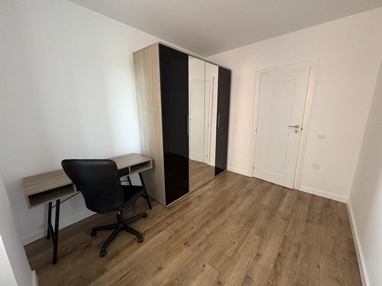 Apartament cu 3 camere în Chinteni