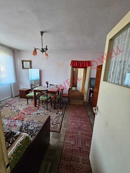 De vanzare apartament situat in Tarnaveni - 3