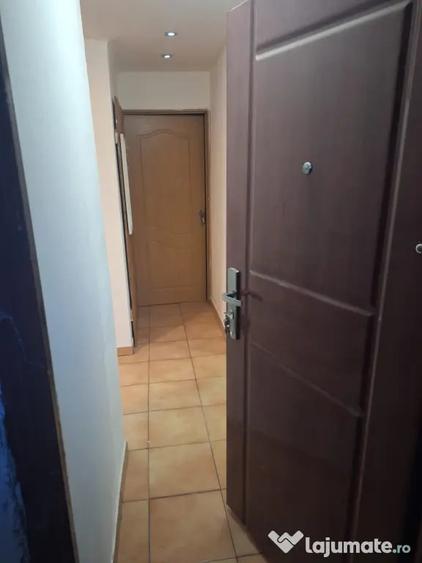 PARTICULAR INCHIRIEZ APARTAMENT 2 CAMERE UNIVERSITATE - 4