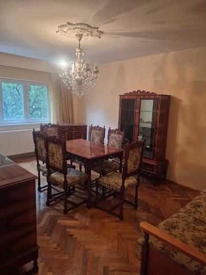 Apartament cu 3 camere decomandat în Micălaca