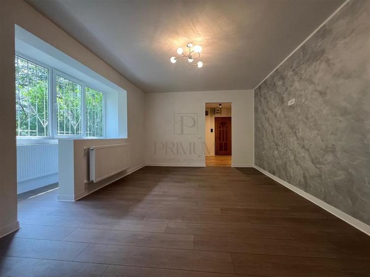 Apartament cu 2 camere semidecomandat, mobilat în Gheorghe Lazăr