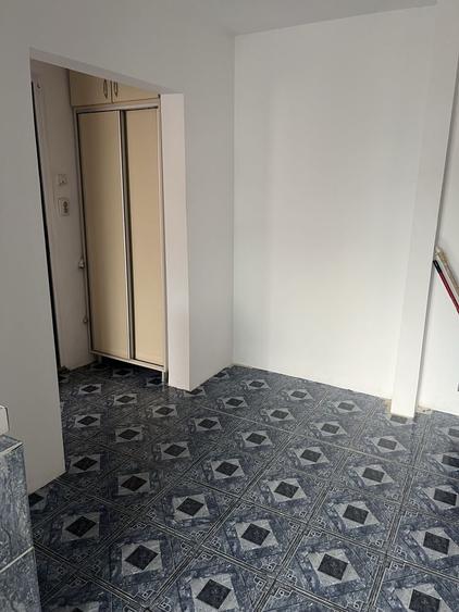 Apartament cu 2 camere decomandat în Mihai Bravu