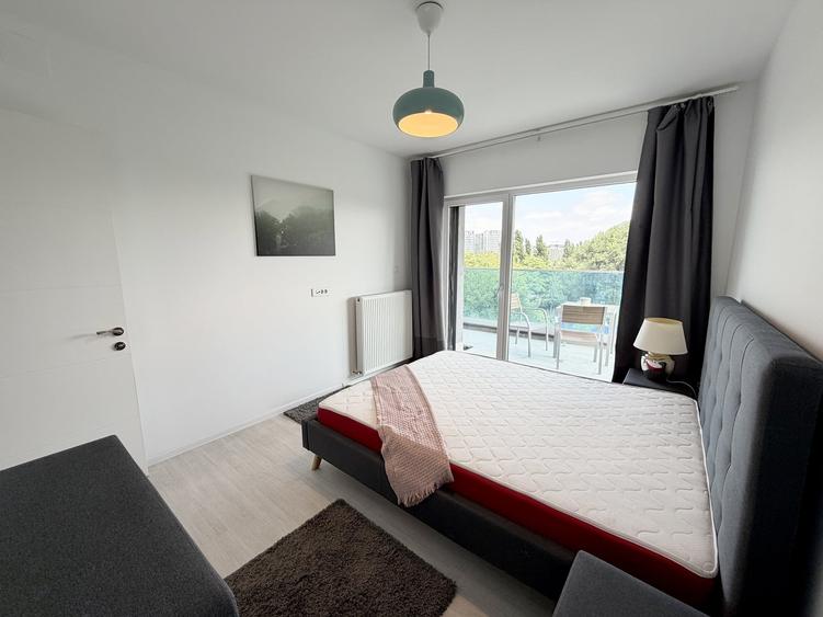 Apartament cu 2 camere semidecomandat, mobilat în Floreasca