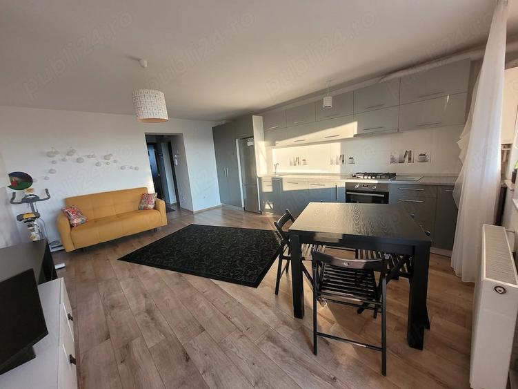 Apartament cu 2 camere decomandat în Periferie