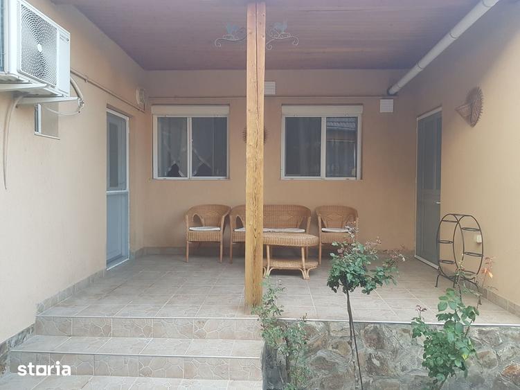 Casă cu 4 camere cu Teren 500 Mp în Iosia