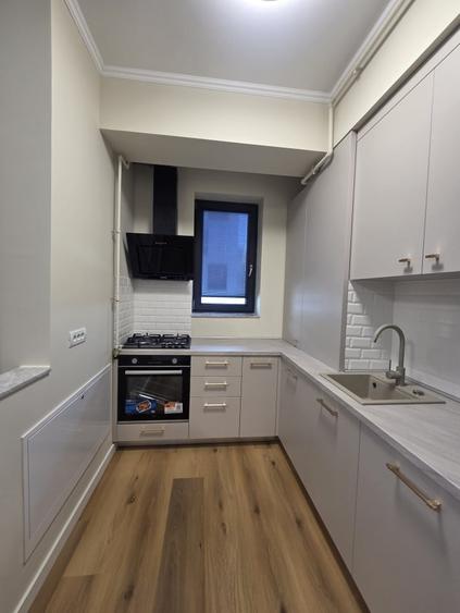 Apartament cu 2 camere semidecomandat, mobilat în Tomis Nord