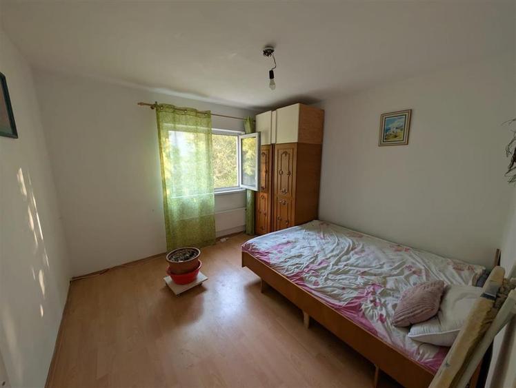 Apartament cu 2 camere decomandat în Radu Negru