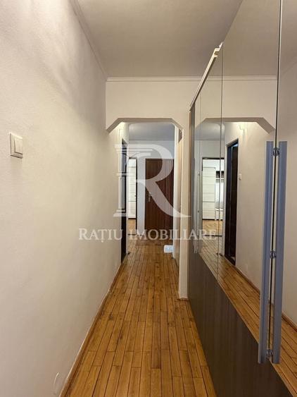 Apartament cu 3 camere decomandat, mobilat în Rogerius
