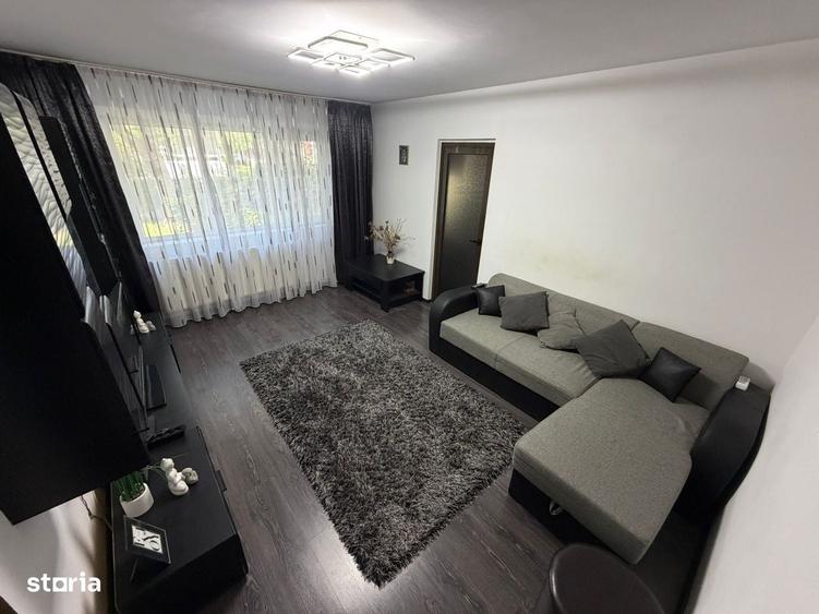 Apartament cu 2 camere semidecomandat în Micro 6