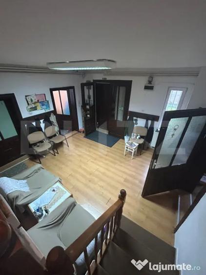 Casă cu 7 camere cu Teren 460 Mp în Olimpia-Stadion