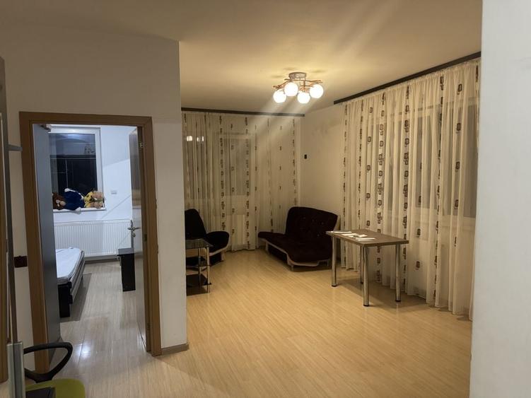 Apartament cu 2 camere decomandat în Bucureștii Noi