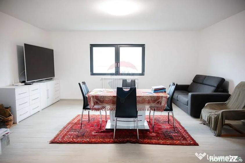 Casă cu 5 camere cu Teren 4242 Mp în Lunca (Vânători-Neamț)