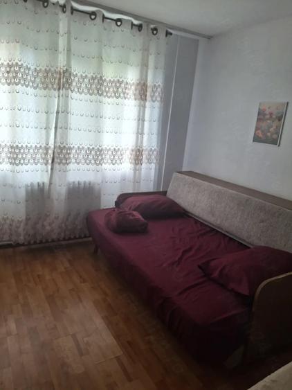 Apartament cu 2 camere decomandat în Ostroveni