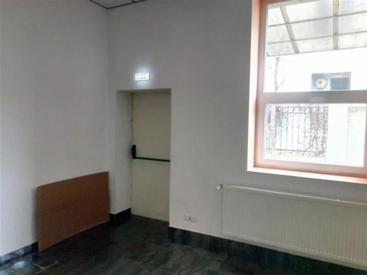 Birou, de 255 mp, în 13 Septembrie