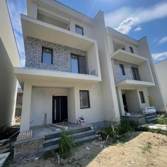Casă individuală cu 3 camere cu Teren 250 Mp în Girocului