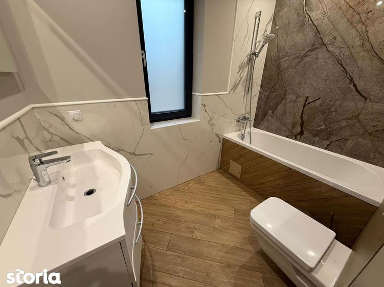 Casă cu 4 camere cu Canalizare în Făget