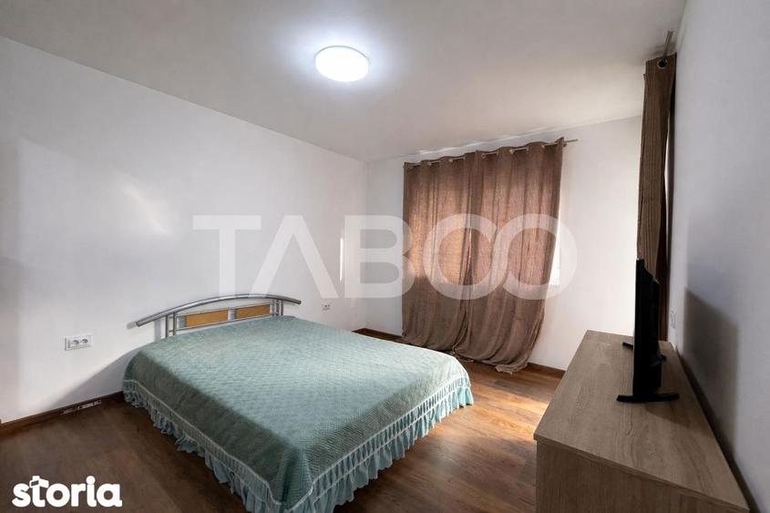 Apartament cu 3 camere semidecomandat, mobilat în Șelimbăr