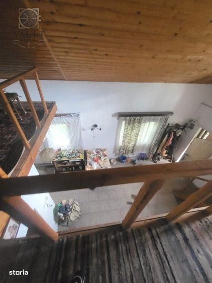 Teren de 3700 mp, în Butimanu
