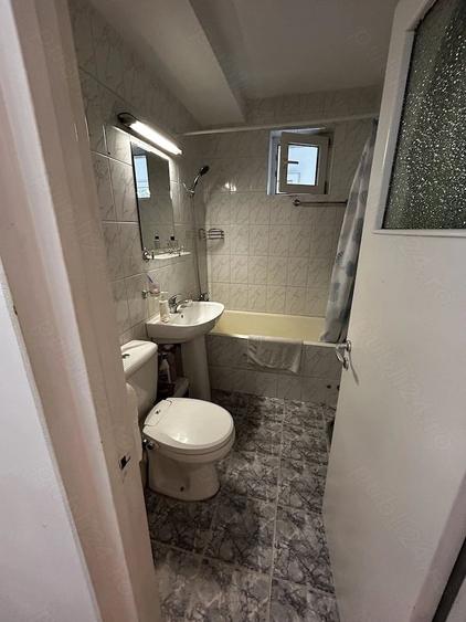 Apartament cu 2 camere semidecomandat, mobilat în Dristor