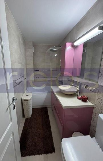 Apartament cu 3 camere decomandat, mobilat în Mihai Bravu