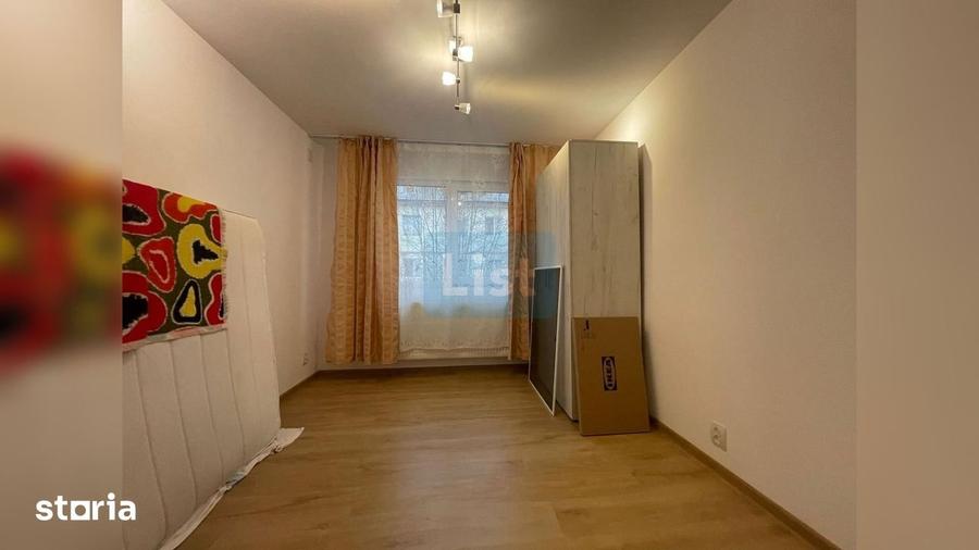 Apartament cu 3 camere în Micro III