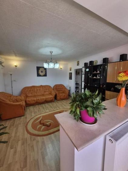 3 Camere Crangasi/Giulesti Centrala Proprie Bloc reabilitat - 1