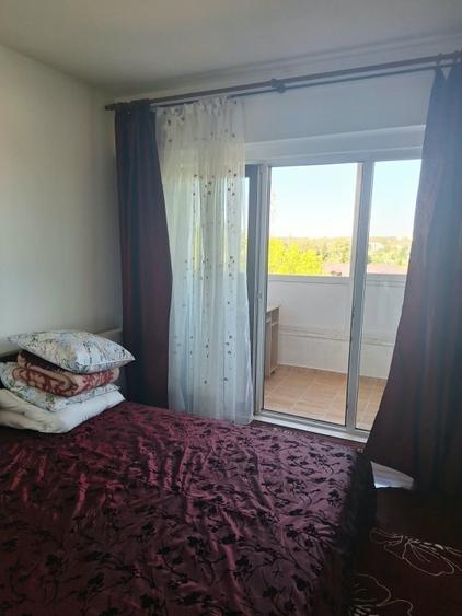 Apartament cu 2 camere decomandat, mobilat în Mogoșoaia