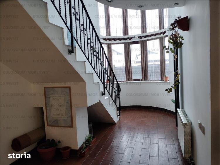 Casă cu 7 camere cu Teren 800 Mp în Bunloc