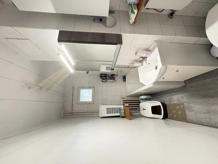 Apartament cu 3 camere semidecomandat în Circumvalațiunii