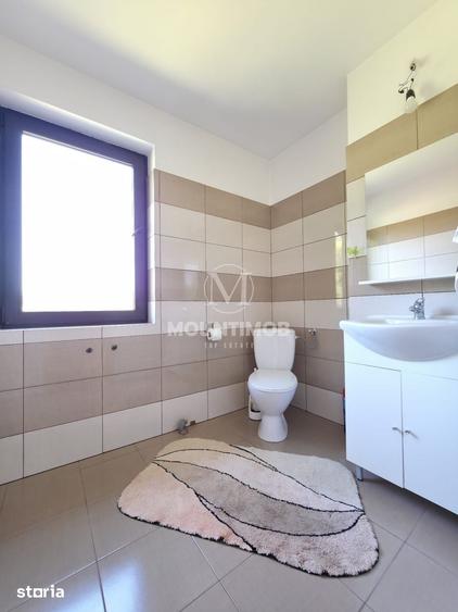 Casă cu 5 camere cu Teren 1960 Mp în Vulcan