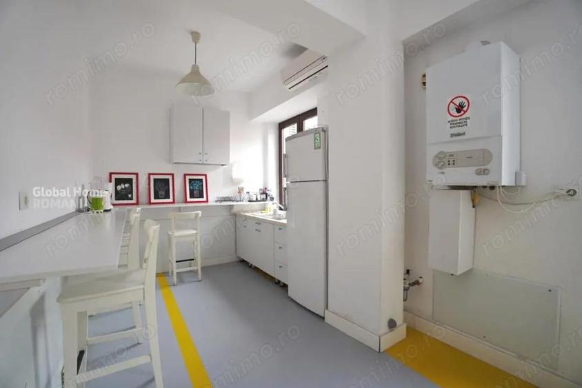 Casă cu 5 camere cu Canalizare în Unirii