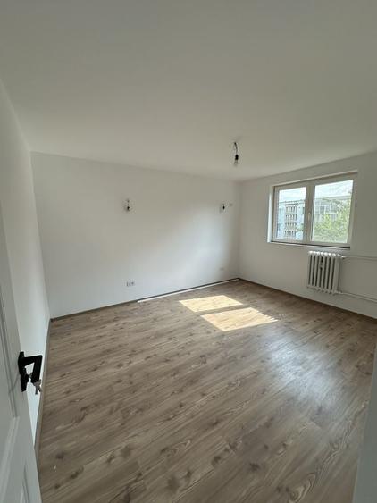 Garsonieră decomandată în Tătărași