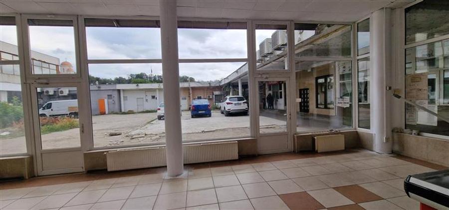 Spațiu comercial, de 140 mp, în Govândari