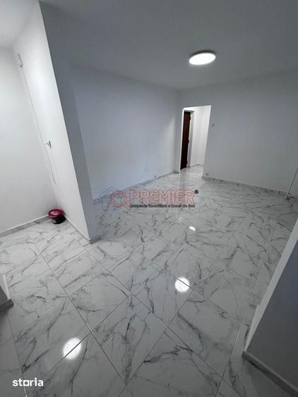 Garsoniera 23.6 mp I Parter I Str Secuilor x Bd Brancoveanu I 400 - 2