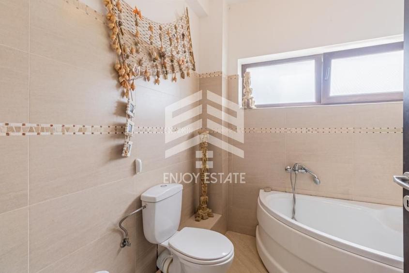 Apartament cu 4 camere decomandat, mobilat în Sânpetru