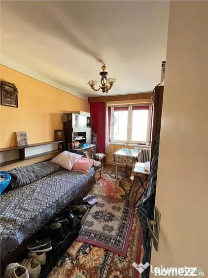 Apartament cu 2 camere semidecomandat în Semicentral