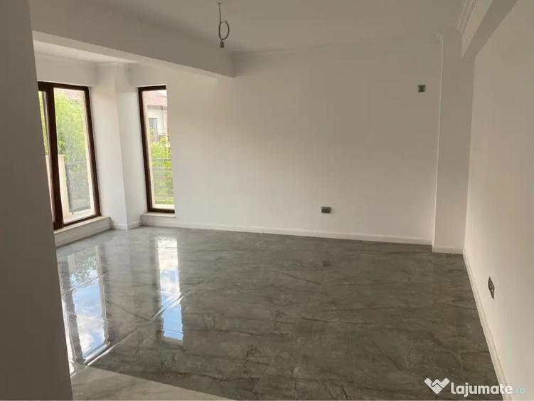 Apartament cu 2 camere decomandat în Jiului