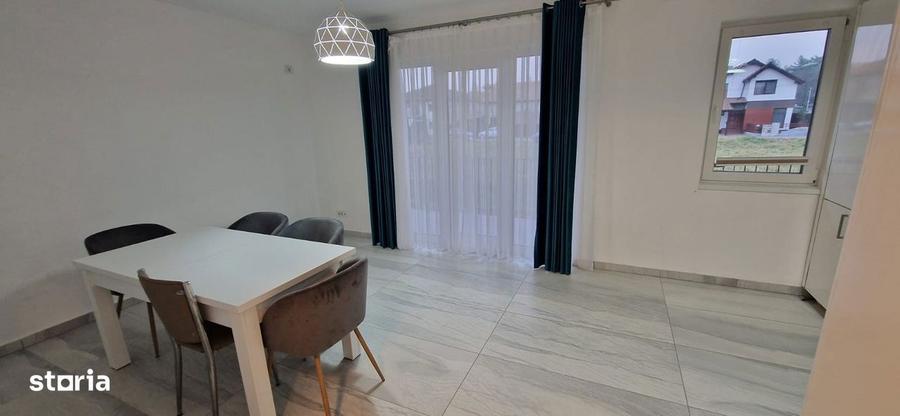 Apartament cu 3 camere decomandat în Giroc