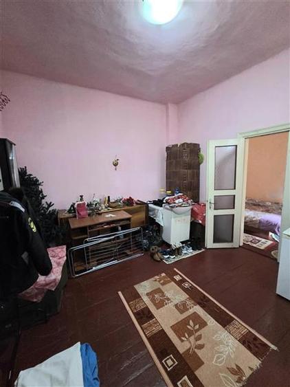 Casă cu 4 camere cu Canalizare în Casa de Cultură