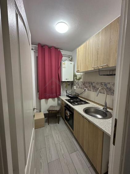 Apartament cu 2 camere nedecomandat în Podu Roș