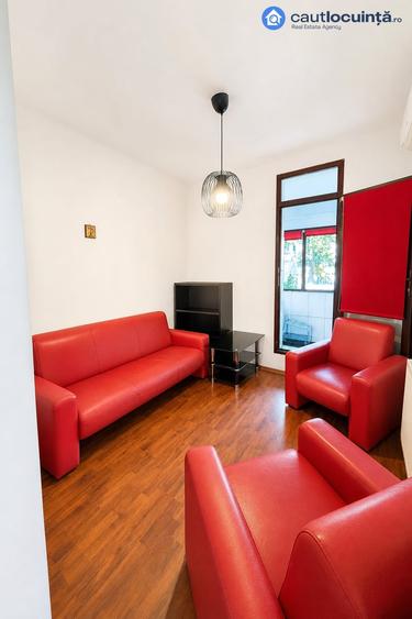 Apartament cu 3 camere în P-ța Romană