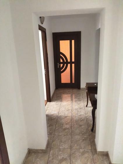 Apartament cu 2 camere decomandat în Ultracentral