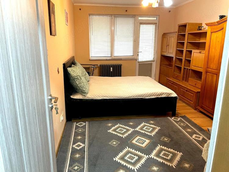 Apartament cu 3 camere decomandat în Vatra Luminoasă