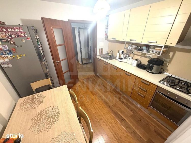 Apartament cu 3 camere decomandat în Brazda lui Novac