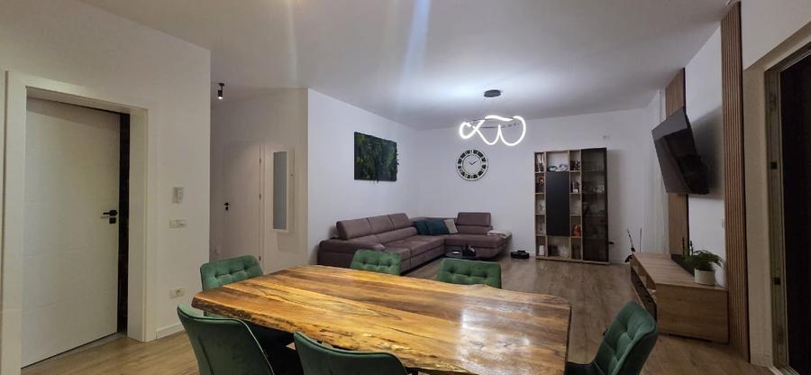 Duplex cu 4 camere cu Canalizare în Dumbrăvița