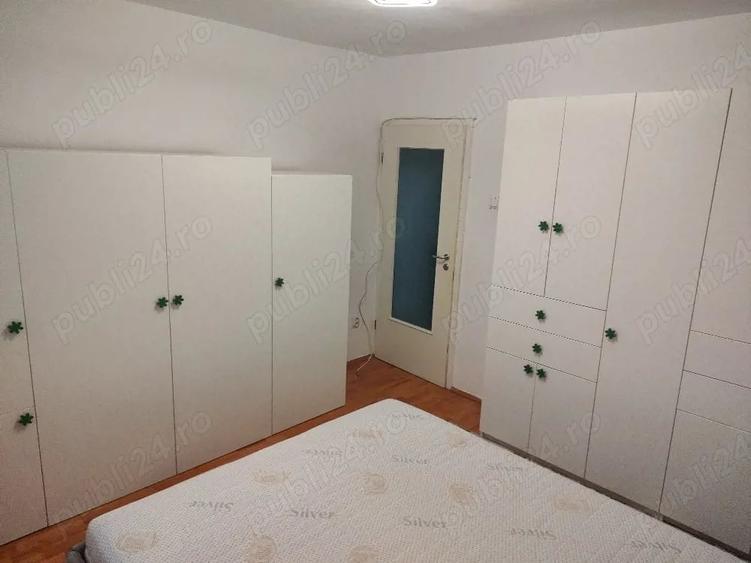 Apartament cu 2 camere decomandat în Torontalului